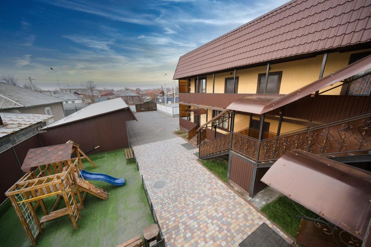 "Гостевой Дом Анны" По Улице Абая, 165 Taldykorgan Exterior foto